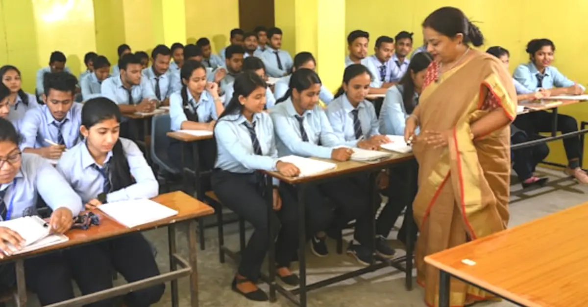 OHPC Assistant Teacher Vacancy 2025: असिस्टेंट टीचर और पीईटी के पदों में निकली भर्ती, ऐसे करें आवेदन New